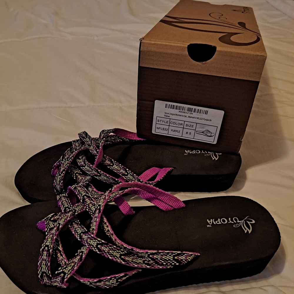 Utopia strappy sandal